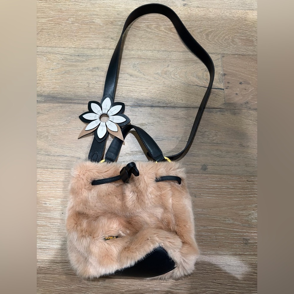 🛒FURLA EUC Black and Tan Fur Women's Bag